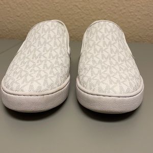 Michael Kors white leather slide on shoes